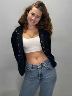 Cecily Curly
