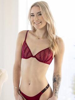 Thea Summers