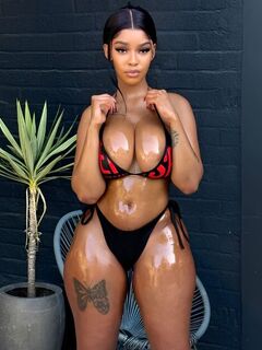 Juicy Pandora
