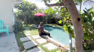 Josie Jaxxon and Louie Smalls get down and dirty in a hardcore BBC fuck fest