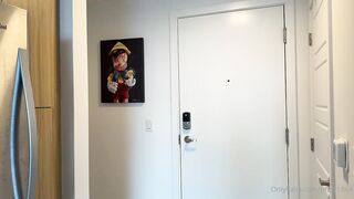 Raissa Bellini & JMac Naughty Big Booty Italian MILF Creampie