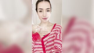 Petite Girlylana Fucks Herself with a Dildo in the Shower