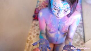 Jamie Young Embraces Steamy blowjob In The Shower