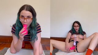 BaileyEilish Reaches Climax With A Dildo And Vibrator