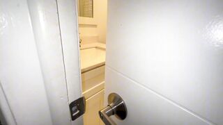 Alexa Payne Gets Facial Cumshot