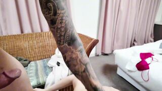 Una_Bunny Petite Gets Pussy Licked In Hotel