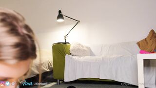 Dionka Di Rides Her Dildo