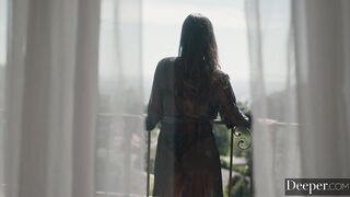 Isa Bella Gets Blindfolded And Fucked