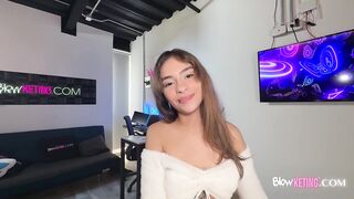 Elipetitt Gets Fucked By A Stranger