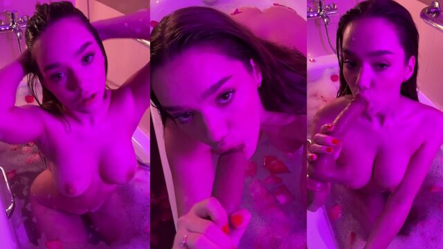 Seltin Sweet Sucks Dildo In Bathtub