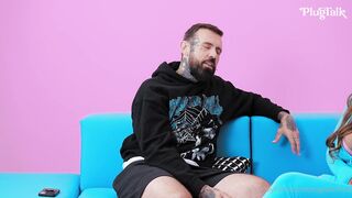 Alannasworldx And Scarlettalexxxis Ffm Threesome
