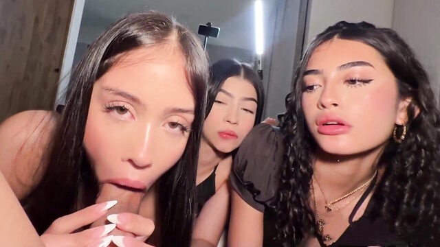 Kattedoll Licks Nikitalaiss Pussy In A Steamy Foursome