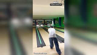 Thalia Surrenders Her pussy On First Date