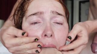 Jia Lissa Indulges in Intense Facial Pleasure