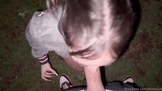 MewSlut Shares Deep sex In Dark Rainy Park