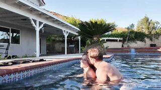 Aderes Quinn Bangs Vince Karter In Kinky Underwater Pool