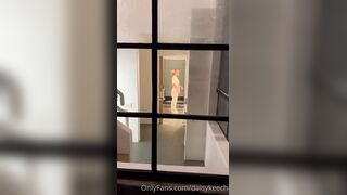 Daisy Keech Bends Over Showing Her Big Ass In The Bath