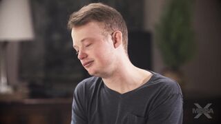 Sadie Summers The Horny Stepmom Sucks Stepson's Load