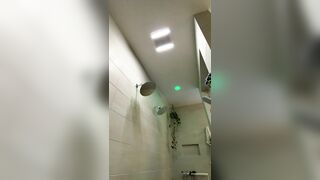 Natalie Roush Twerks Nude In Hot Shower Live Stream