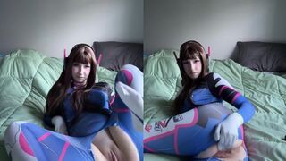 Akarikitti Fingers Her Wet Pussy In DVA Cosplay