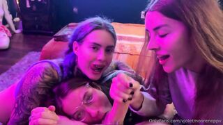 Skye, Moore, Hayes Slurping Deepthroat Load