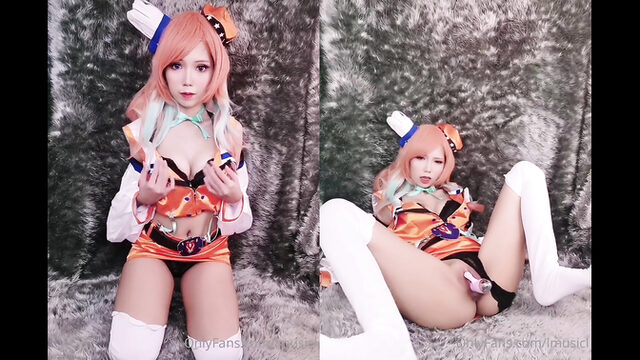 Lmusicl Pleasures Herself With Toy In Honoka Kosaka Cosplay