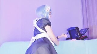 Lolidream The Maid Stuffs Her Tight Holes