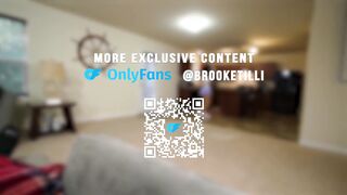 Brooketilli Rips Her Gym Shorts While Pounding