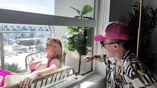 Danielle Renae Ignites Wild Fuck Tape For Midget Fetish