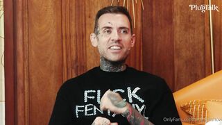Lena The Plug Rubs Clit During FFM Threesome Fuck
