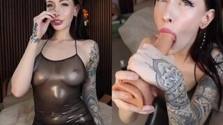 Elise Laurenne Gets Plugged And Sucks Her Wand Solo Style