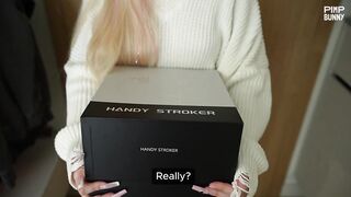 Nika Legran Fucks Sensually During A Package Delivery