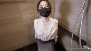 Nana_Taipei Drenches Her Body Completely In A Shower Tease